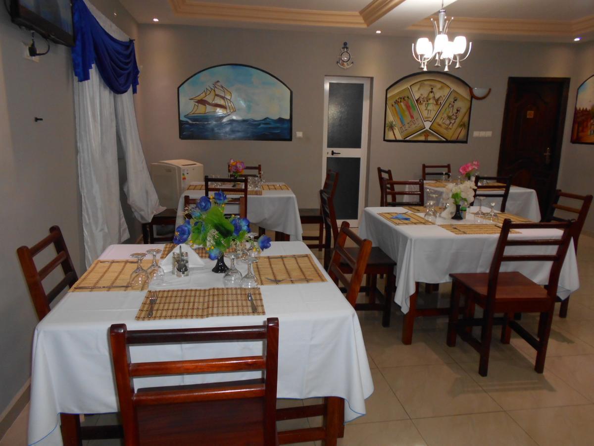 لومي Agla Hotel المظهر الخارجي الصورة
