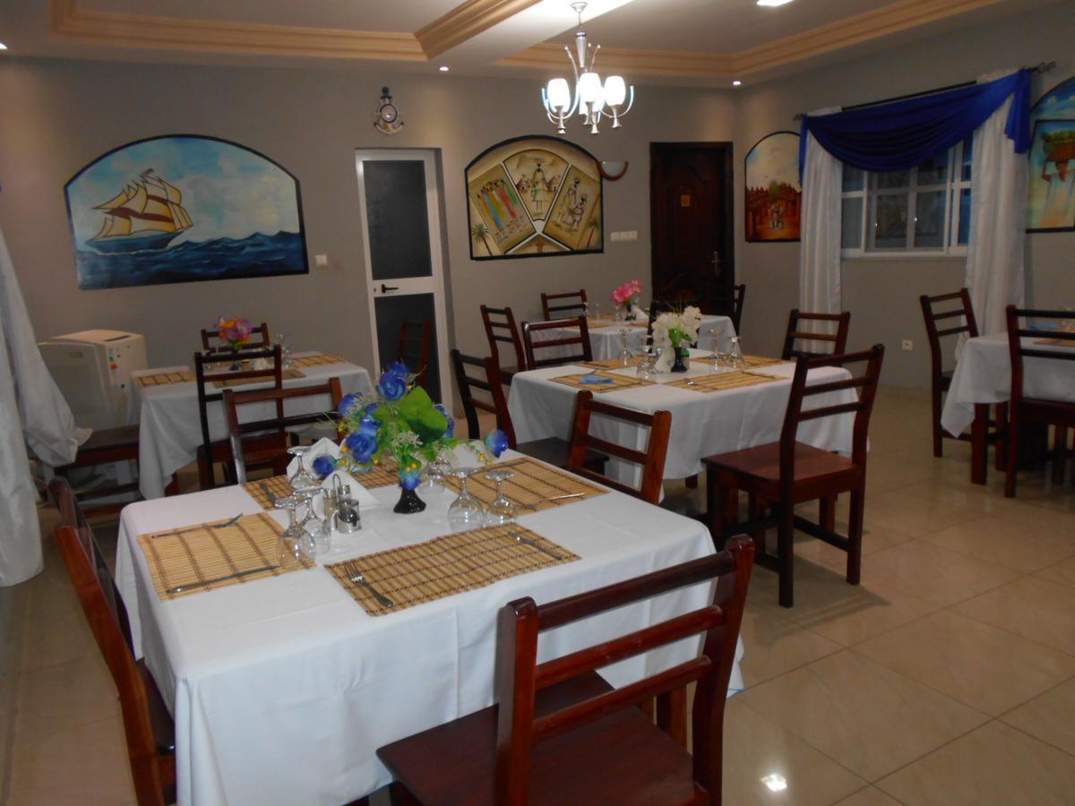 لومي Agla Hotel المظهر الخارجي الصورة